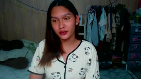Snapshot of asian_glamm chatting on April 15, 2026, 7:58 pm ANITA online show from April 15, 2026, 7:58 pm