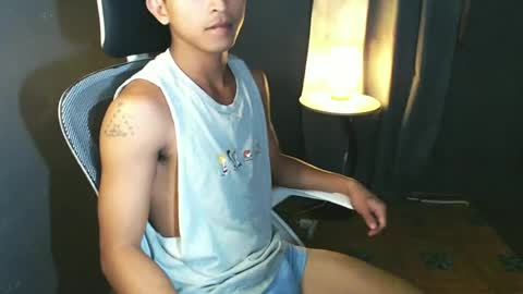 Snapshot of asian_hunk_moreno chatting on June 24, 2026, 4:39 pm Yuri online show from June 24, 2026, 4:39 pm
