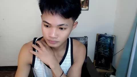 asian_lover05 online show from October 6, 2025, 5:21 pm