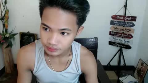 asian_lover05 online show from October 30, 2025, 8:20 pm