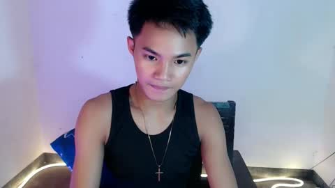 asian_lover05 online show from February 12, 2026, 4:24 pm