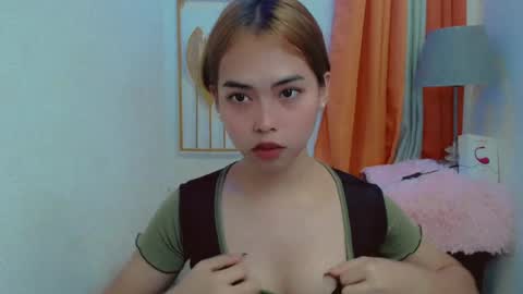 Snapshot of asian_pinay_oldlover chatting on June 28, 2026, 10:16 pm Angel online show from June 28, 2026, 10:16 pm