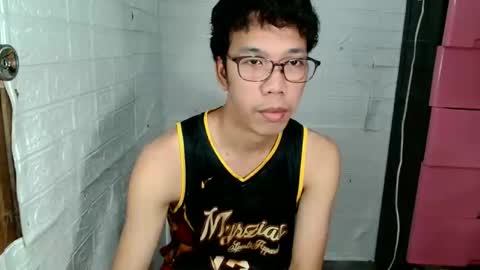 Snapshot of asianbaexx chatting on April 4, 2026, 4:22 am EIZE online show from April 4, 2026, 4:22 am