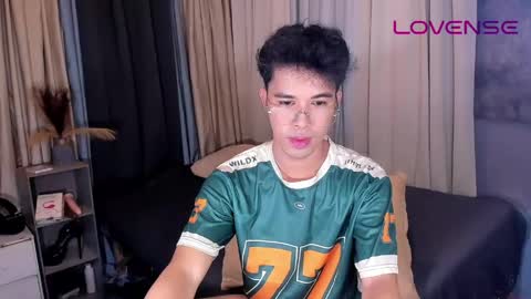 Snapshot of asiancum_peter chatting on May 25, 2026, 1:22 am asiancum_peter online show from May 25, 2026, 1:22 am