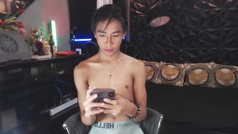 Snapshot of asianfuckertwink chatting on November 29, 2025, 10:29 am asianfuckertwink online show from November 29, 2025, 10:29 am