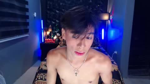 Snapshot of asianfuckertwink chatting on December 17, 2025, 8:42 am asianfuckertwink online show from December 17, 2025, 8:42 am