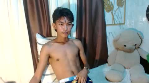 Snapshot of asianhotbigcock chatting on October 19, 2025, 5:46 pm Nico online show from October 19, 2025, 5:46 pm