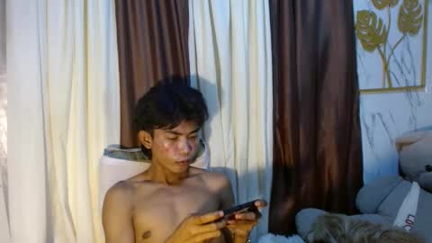 Snapshot of asianhotbigcock chatting on November 16, 2025, 5:29 pm Nico online show from November 16, 2025, 5:29 pm