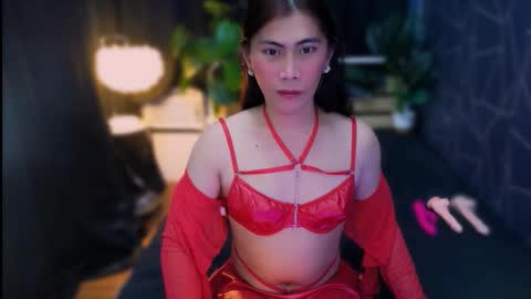 Snapshot of asianloreen24 chatting on January 7, 2026, 11:01 am asianloreen24 online show from January 7, 2026, 11:01 am