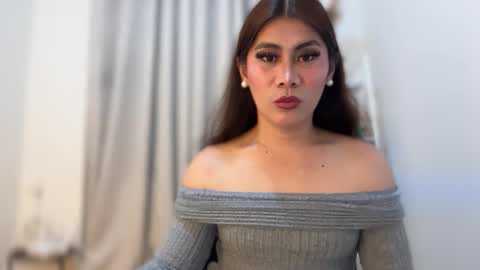 Snapshot of asianloreen24 chatting on February 13, 2026, 1:18 pm asianloreen24 online show from February 13, 2026, 1:18 pm