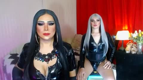 Snapshot of asianlovelykhim chatting on February 24, 2025, 3:53 pm Ara online show from February 24, 2025, 3:53 pm