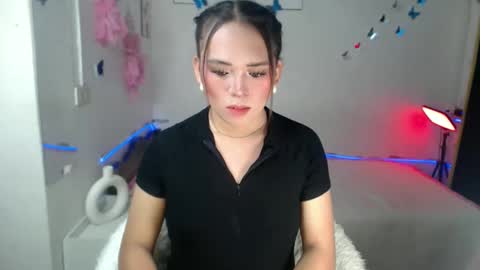 kendra turner online show from November 3, 2025, 1:23 pm