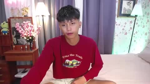 Snapshot of asiansmokeyxx chatting on December 2, 2024, 12:29 pm prince online show from December 2, 2024, 12:29 pm