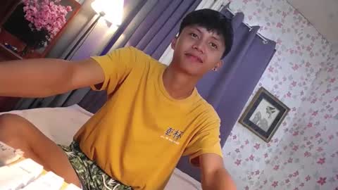 Snapshot of asiansmokeyxx chatting on January 23, 2025, 8:46 am prince online show from January 23, 2025, 8:46 am