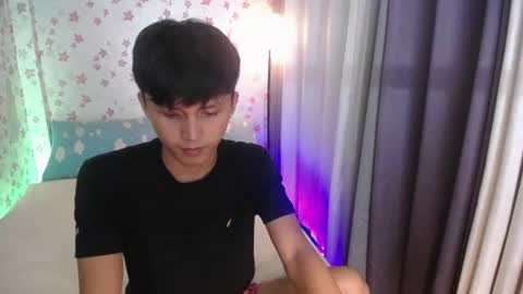 Snapshot of asiansmokeyxx chatting on October 22, 2025, 12:38 pm prince online show from October 22, 2025, 12:38 pm