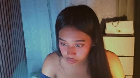 kisses online show from June 19, 2026, 2:16 am