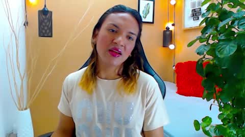 ASLY online show from September 11, 2025, 12:05 pm