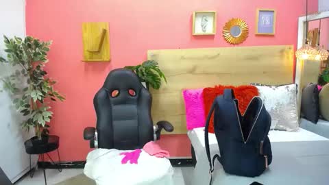 Snapshot of aslyhernandez chatting on May 11, 2026, 9:59 am ASLY online show from May 11, 2026, 9:59 am