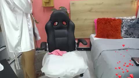 Snapshot of aslyhernandez chatting on May 18, 2026, 11:27 am ASLY online show from May 18, 2026, 11:27 am