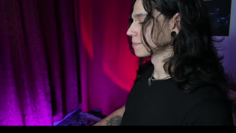 Snapshot of asmodeuszz chatting on December 23, 2024, 6:00 am asmodeuszz online show from December 23, 2024, 6:00 am