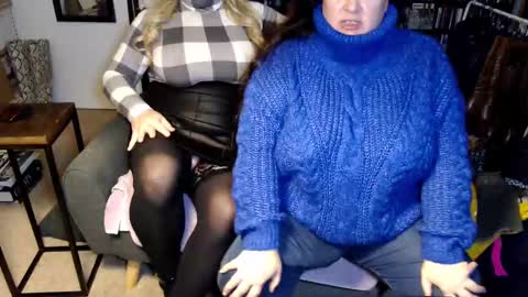 Aspen Vale online show from November 16, 2025, 4:07 am