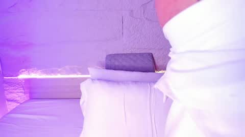  Assh  online show from November 1, 2025, 5:09 am