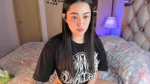 Snapshot of asshley__ chatting on January 31, 2025, 7:18 am Ashley online show from January 31, 2025, 7:18 am