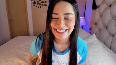 Snapshot of asshley__ chatting on February 21, 2025, 3:12 am Ashley online show from February 21, 2025, 3:12 am