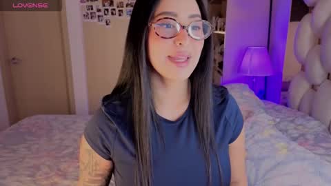 Ashley online show from January 9, 2026, 3:42 am