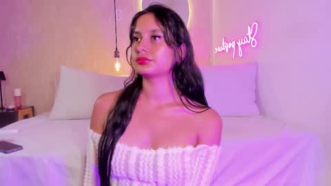 ashley  online show from October 14, 2025, 10:21 pm