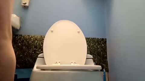 assthriller8675 online show from October 2, 2025, 11:28 am