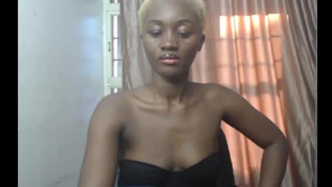 Snapshot of assy_girl25 chatting on May 31, 2026, 7:15 am Assy girl25 online show from May 31, 2026, 7:15 am