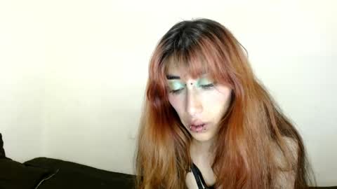 Asterothxznikki online show from October 21, 2025, 2:12 am