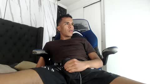 Aston  online show from October 4, 2025, 4:43 am