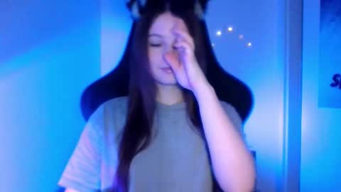 astradream_ online show from February 5, 2026, 10:14 pm