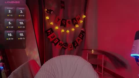 Snapshot of astramist chatting on October 29, 2025, 4:20 pm astramist online show from October 29, 2025, 4:20 pm