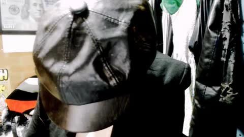 Snapshot of astrid_hauser66 chatting on October 25, 2025, 2:30 am astrid_hauser66 online show from October 25, 2025, 2:30 am