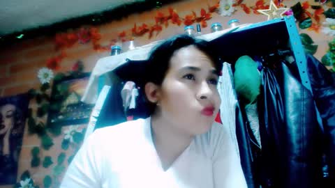 Snapshot of astrid_hauser66 chatting on November 8, 2025, 4:34 am astrid_hauser66 online show from November 8, 2025, 4:34 am