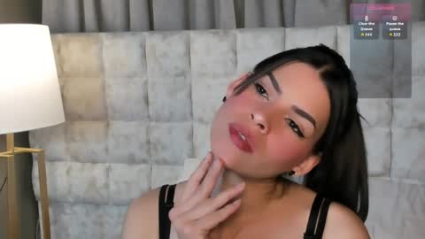 astrid_velle online show from April 1, 2026, 12:33 am