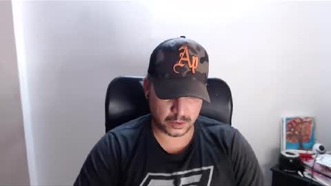 Snapshot of astton_nick chatting on December 4, 2024, 10:02 am Nick Astton online show from December 4, 2024, 10:02 am