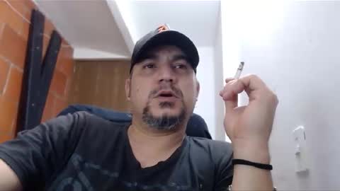 Snapshot of astton_nick chatting on January 14, 2025, 3:11 am Nick Astton online show from January 14, 2025, 3:11 am