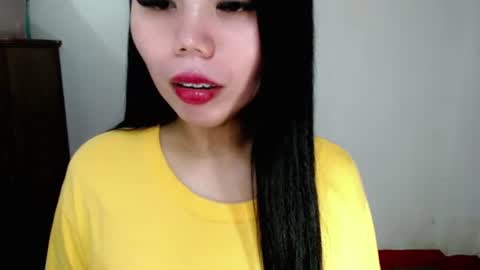 asuna_charming online show from October 8, 2025, 5:10 pm