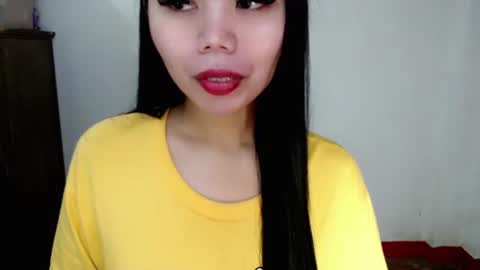 asuna_charming online show from October 27, 2025, 5:28 pm