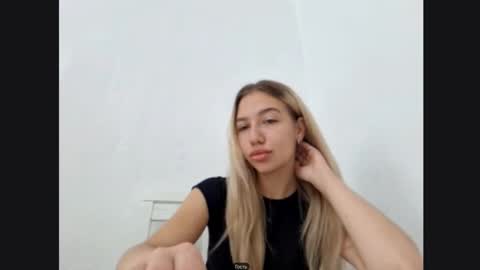 Diana online show from October 20, 2025, 8:37 am