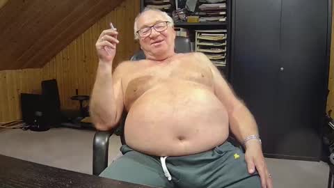 Snapshot of asusandy chatting on October 12, 2025, 10:09 pm asusandy online show from October 12, 2025, 10:09 pm