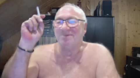 Snapshot of asusandy chatting on November 9, 2025, 1:15 am asusandy online show from November 9, 2025, 1:15 am