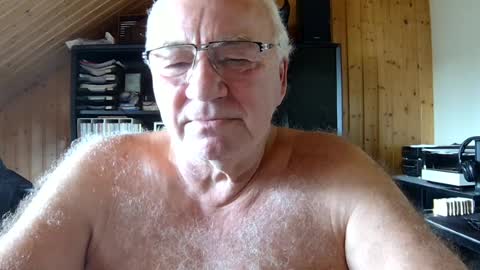 asusandy online show from July 14, 2026, 9:25 am