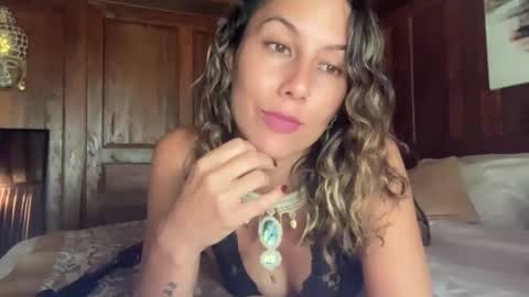 Snapshot of atara25 chatting on May 18, 2026, 4:18 am Atara online show from May 18, 2026, 4:18 am