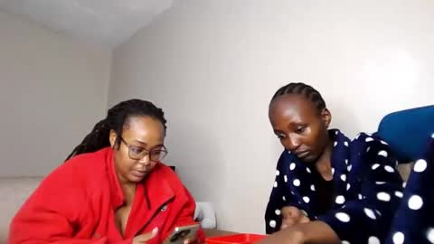 Snapshot of atara_seren chatting on May 6, 2026, 1:36 am atara_seren online show from May 6, 2026, 1:36 am