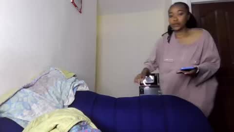 Snapshot of atara_seren chatting on May 16, 2026, 7:05 am atara_seren online show from May 16, 2026, 7:05 am